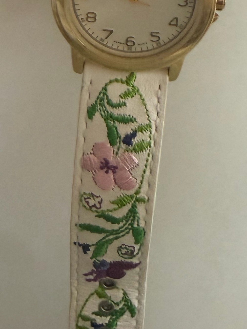Pedre Kids White Watch with Floral Embroidered Strap NWOT - Picture 6 of 6